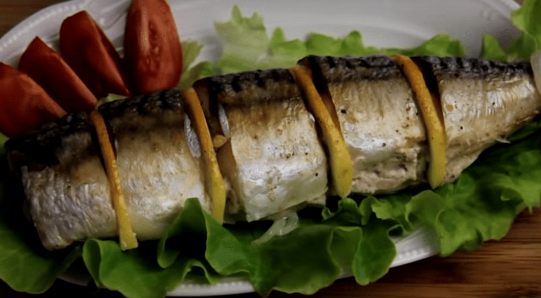 Вкусная скумбрия в аэрогриле – легкие и простые рецепты