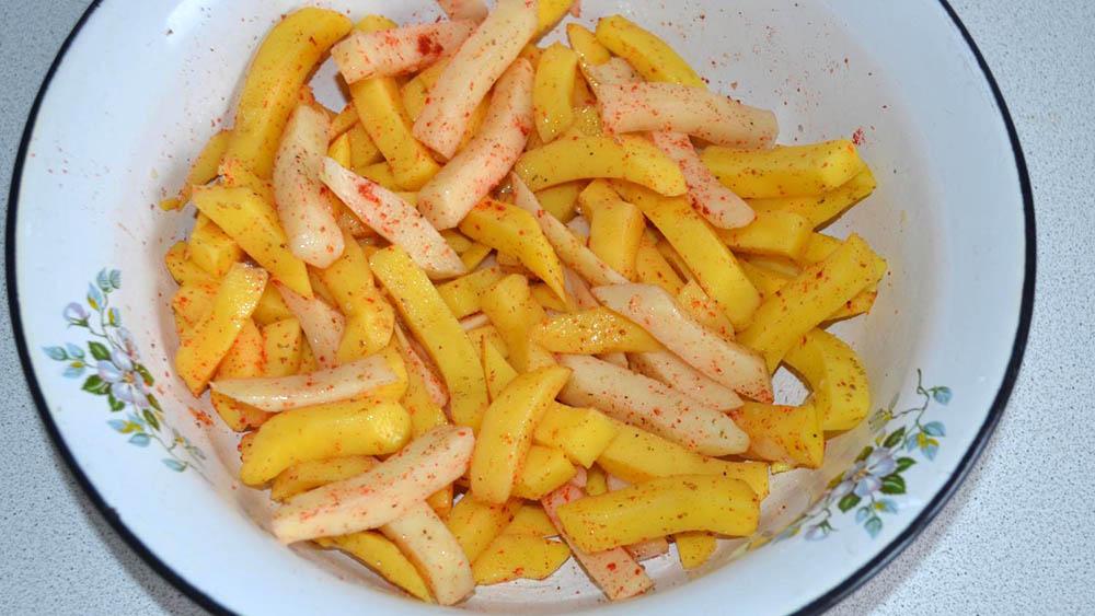 Картофель и паприка