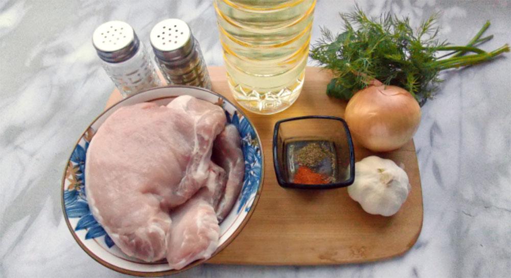 Мясо, лук, чеснок, специи